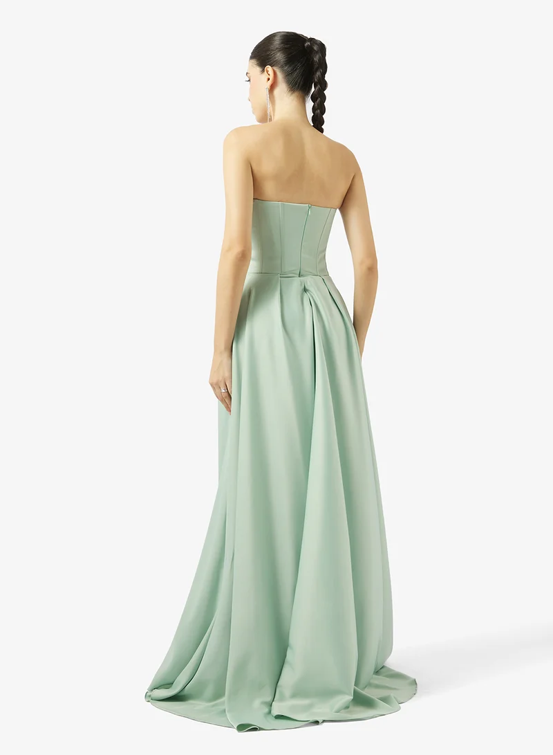 Akadia Fashion STRAPLESS EXTENDED TAIL SATIN DRESS